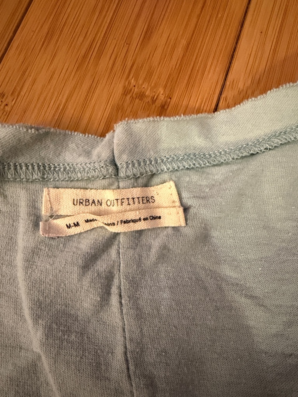 Urban Outfitters Light Blue Cropped V-Neck Top - Picture 3 of 4